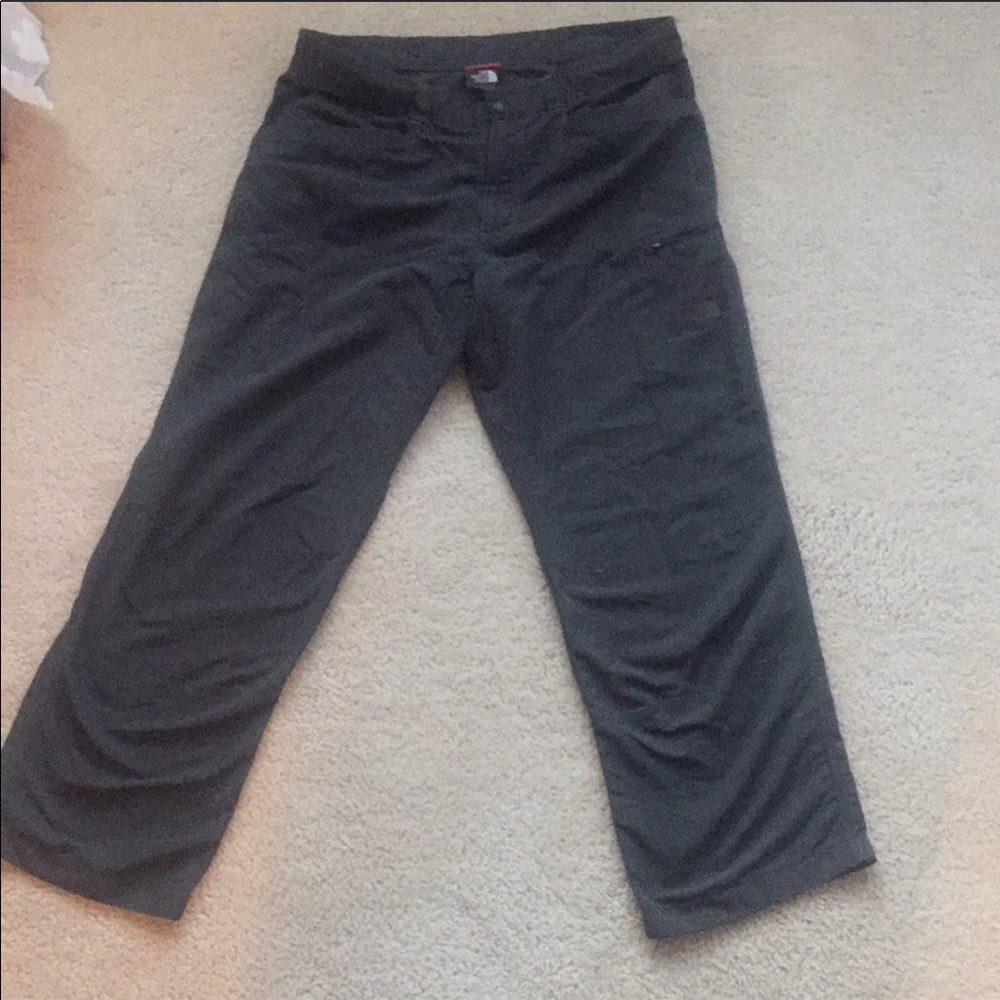 Men’s north face pants size 36.